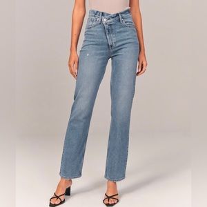 Abercrombie & Fitch Crossover 90s Straight Ultra High Rise Jean Size 24 Size 00